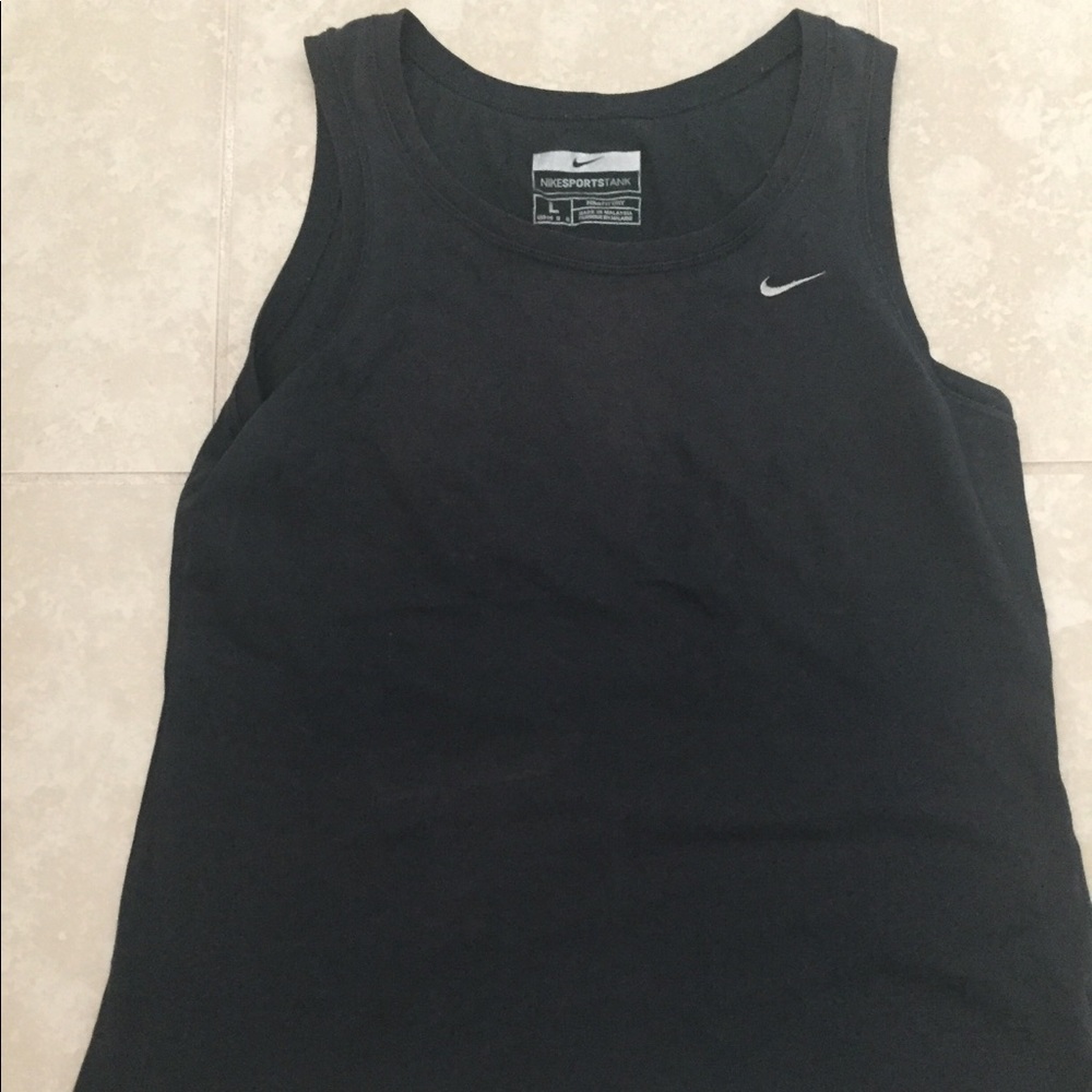 Black Nike Tanktop
